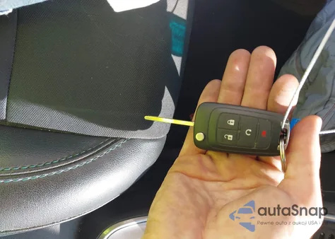 2016 Chevrolet Trax Lt z USA, uszkodzony, nr VIN 3GNCJPSB7GL270929